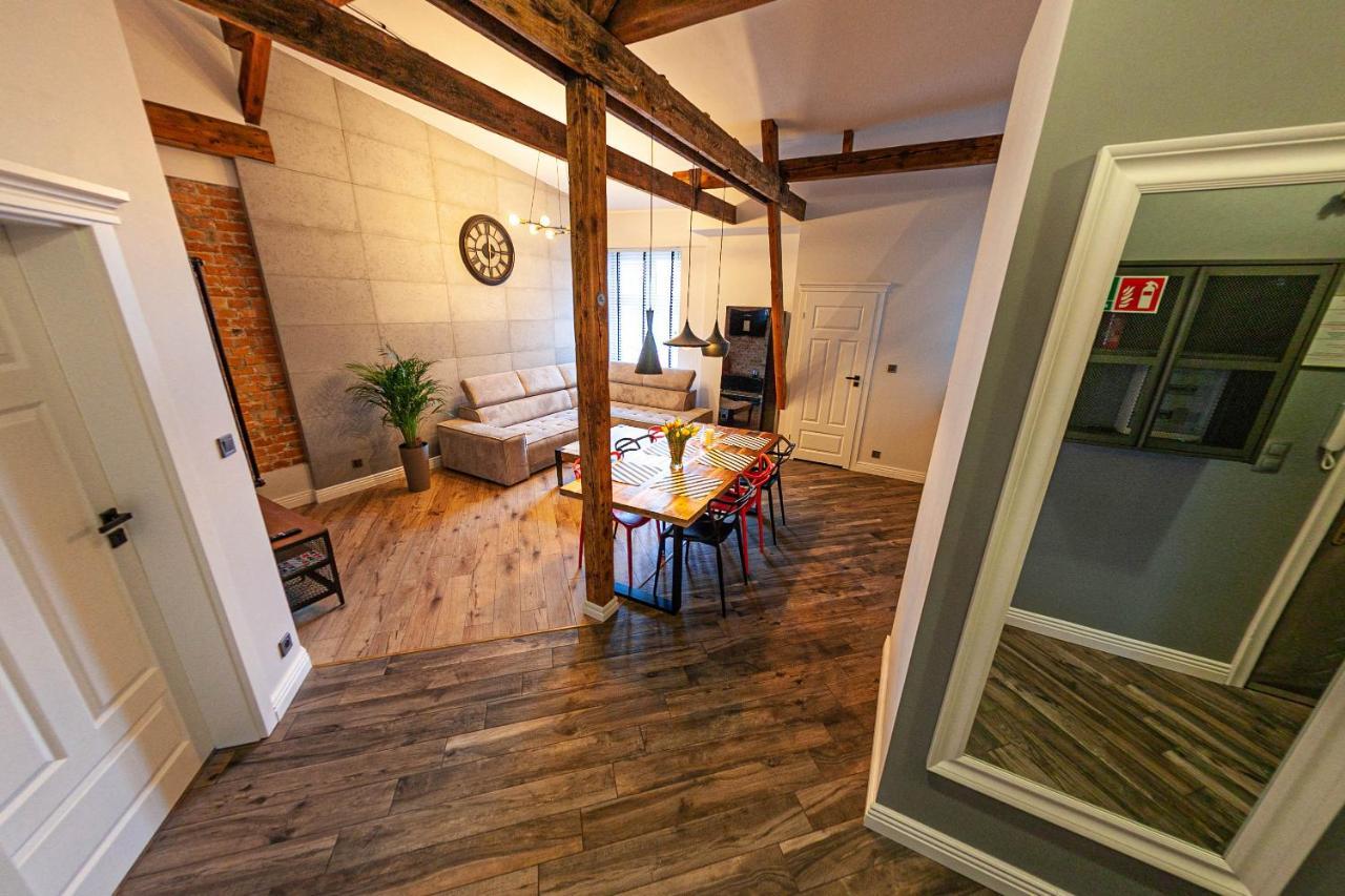 Euro Boho Loft Apartment — Photos 2